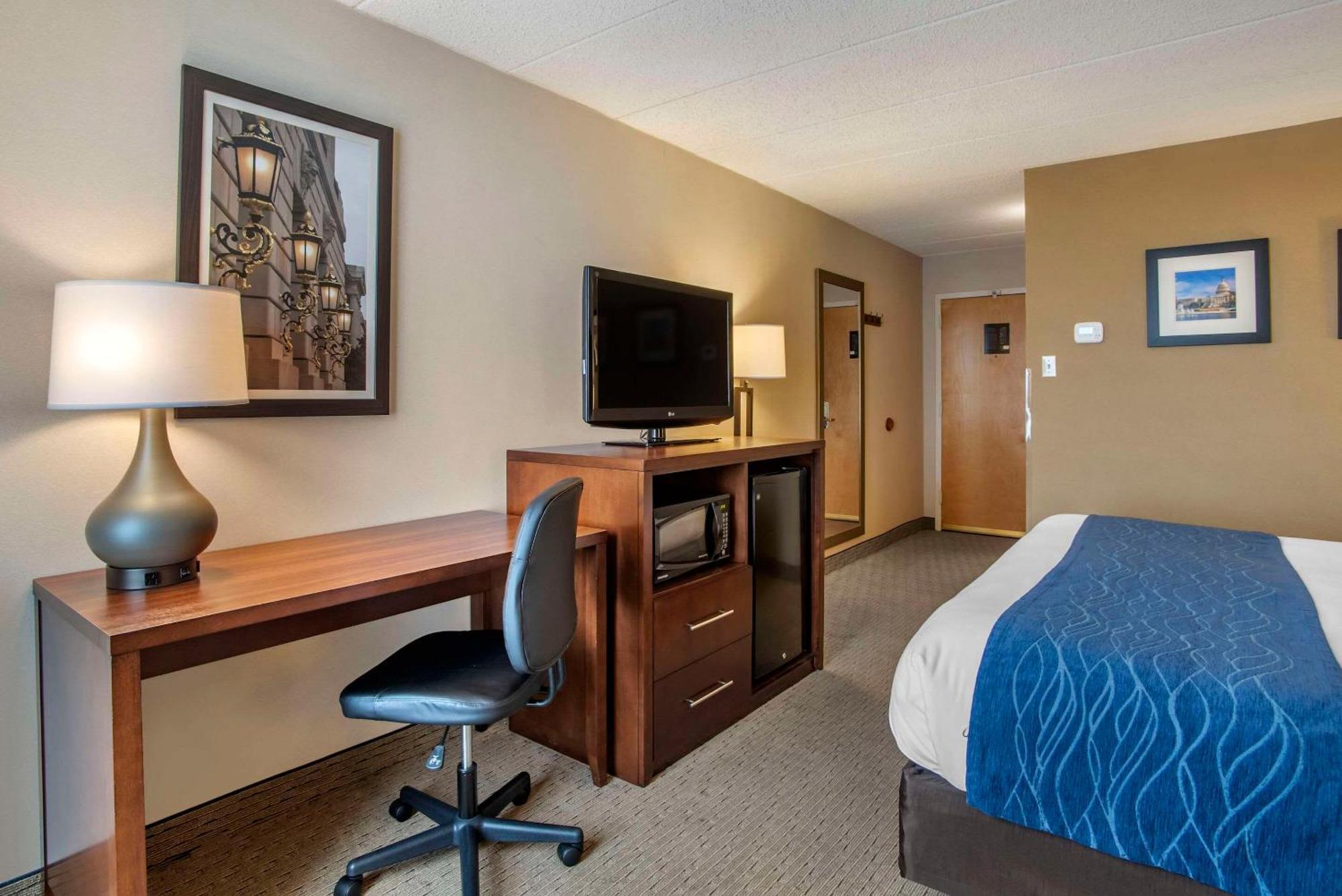 Comfort Inn Shady Grove - Gaithersburg - Rockville Bagian luar foto